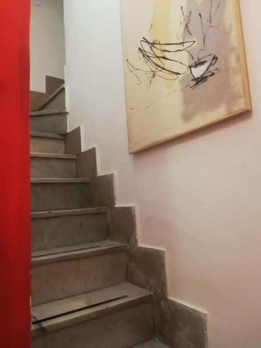 Capa E Coda Appartamento In Centro Storico Неаполь Экстерьер фото